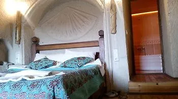 Hotel Sunset Cave